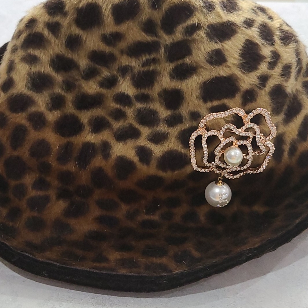Ladies hat - Picture 7 of 7